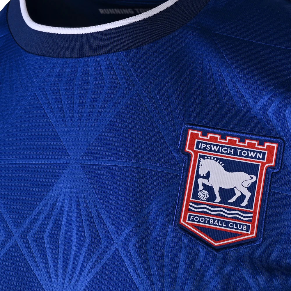 イプスウィッチ・タウンFC プレミアリーグ 2026-27 ホーム ユニフォーム【UMBRO アンブロ】