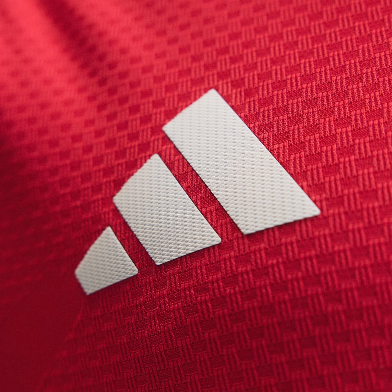 マンチェスター・ユナイテッド プレミアリーグ 2026-27 ホーム ユニフォーム【ADIDAS アディダス】