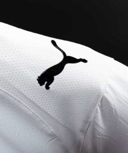 バレンシアCF ラ・リーガ 2025-26 ホーム ユニフォーム【PUMA プーマ】